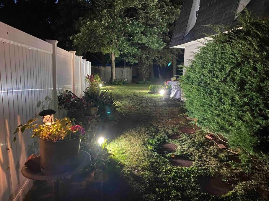 Apartment Two Bedroom, Living/dining Bellport