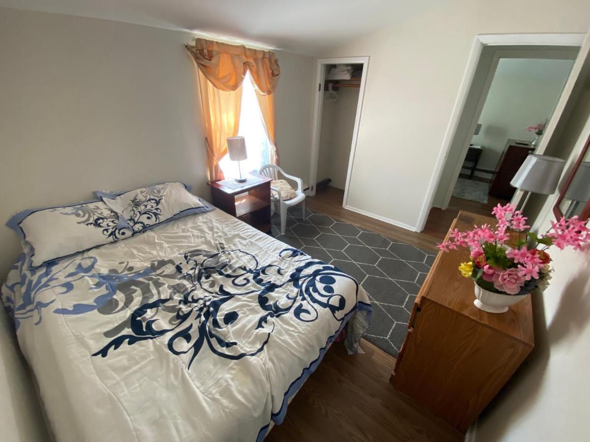 Two Bedroom, Living/dining