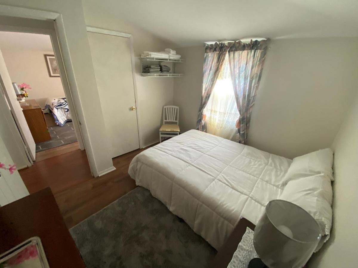 Two Bedroom, Living/dining *